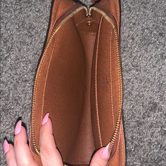 VINTAGE LOUIS VUITTON MONOGRAM ORSAY CLUTCH - Picture 2 of 3